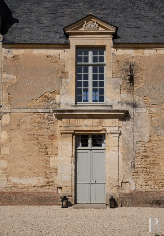 A château and its outbuildings in walled grounds to the north-east of Falaise, in Calvados - photo  n°3